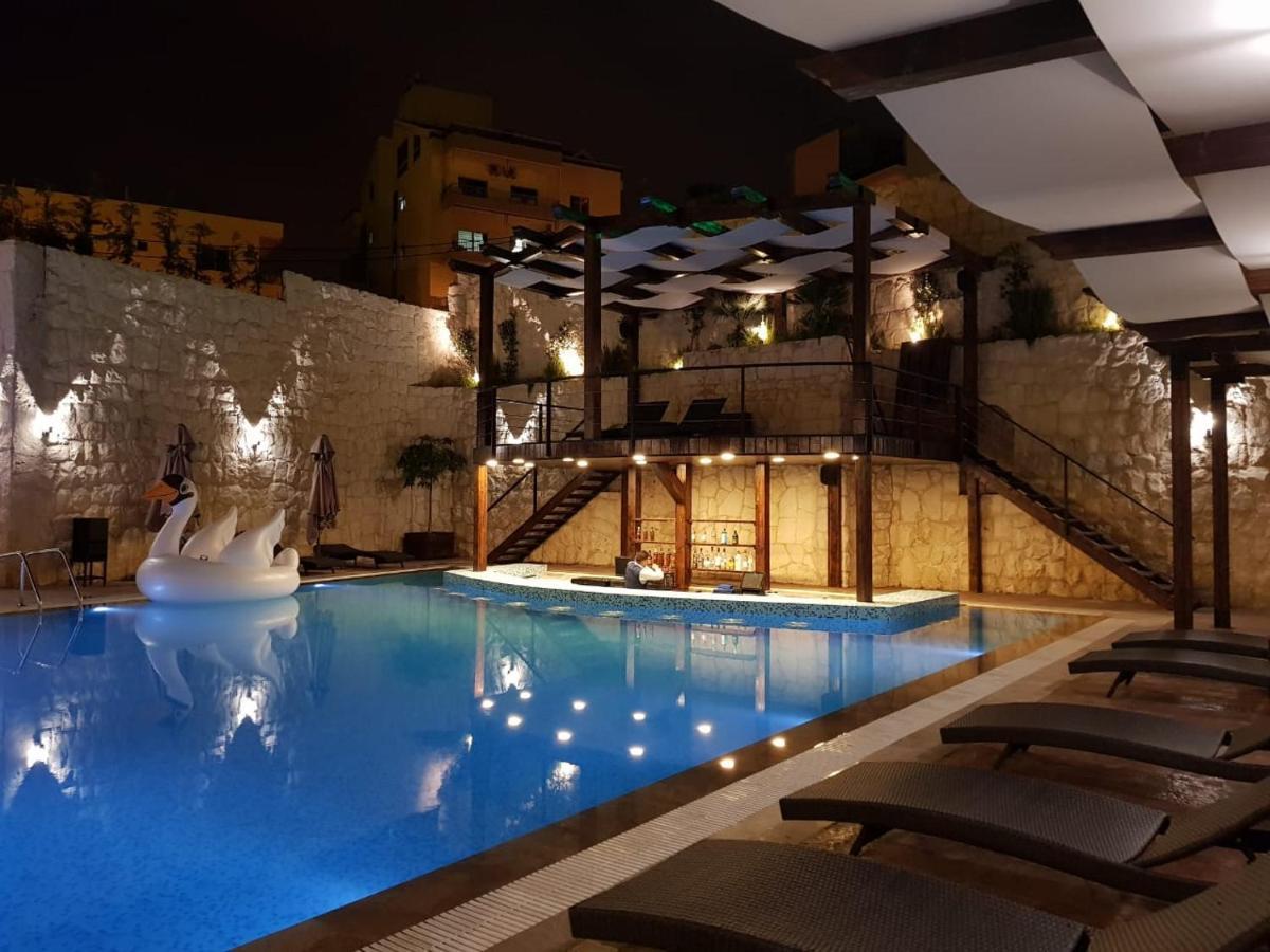 Ibiza Hotel Jounieh Extérieur photo