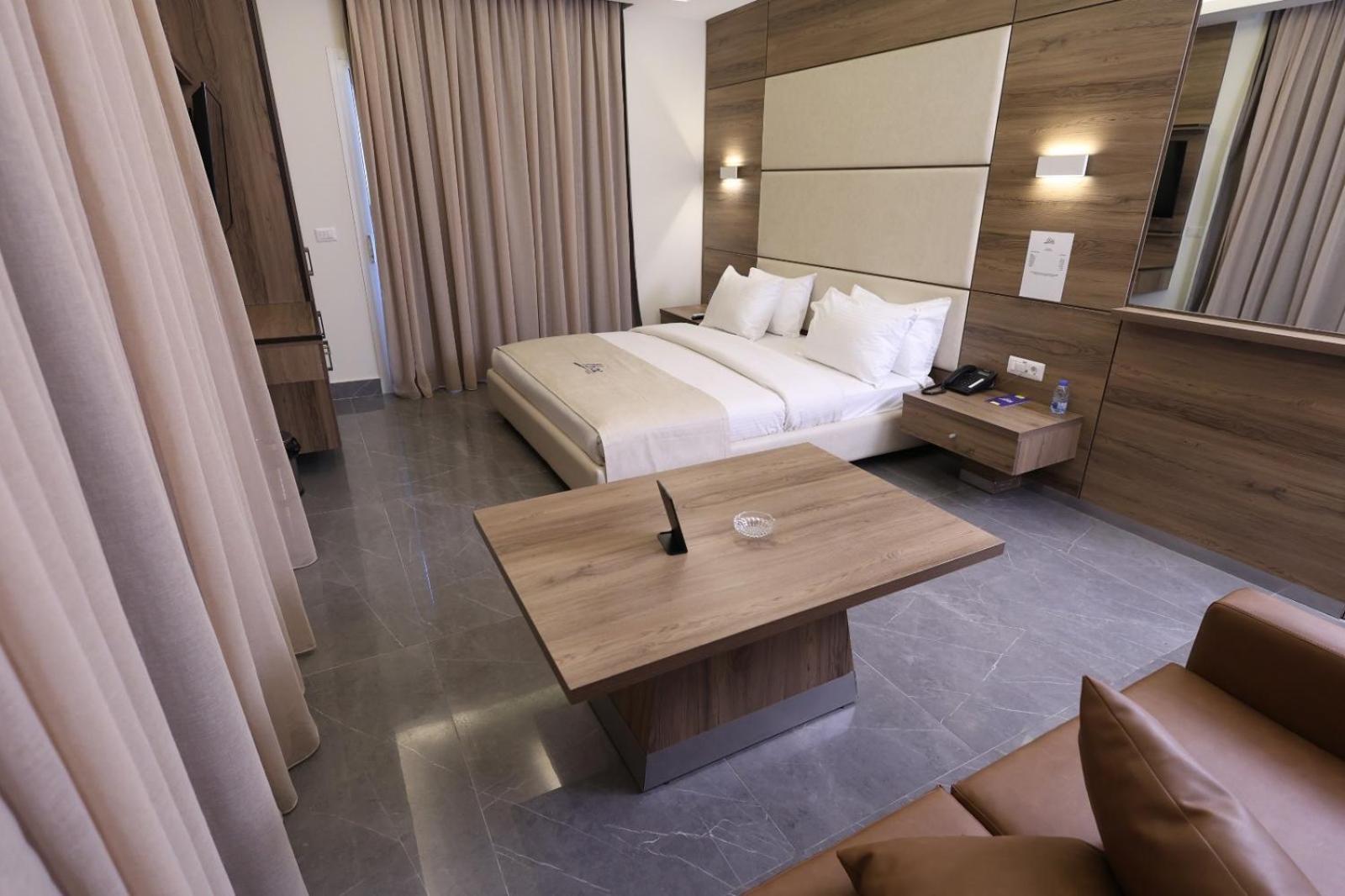 Ibiza Hotel Jounieh Extérieur photo