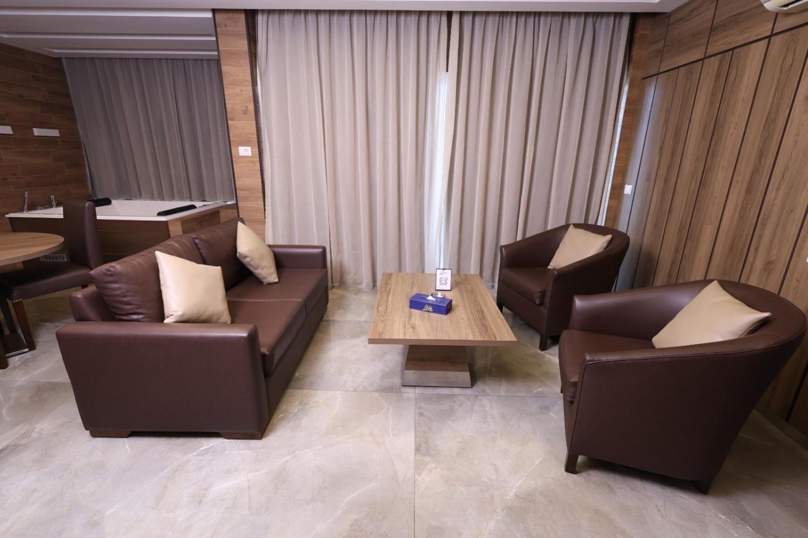 Ibiza Hotel Jounieh Extérieur photo