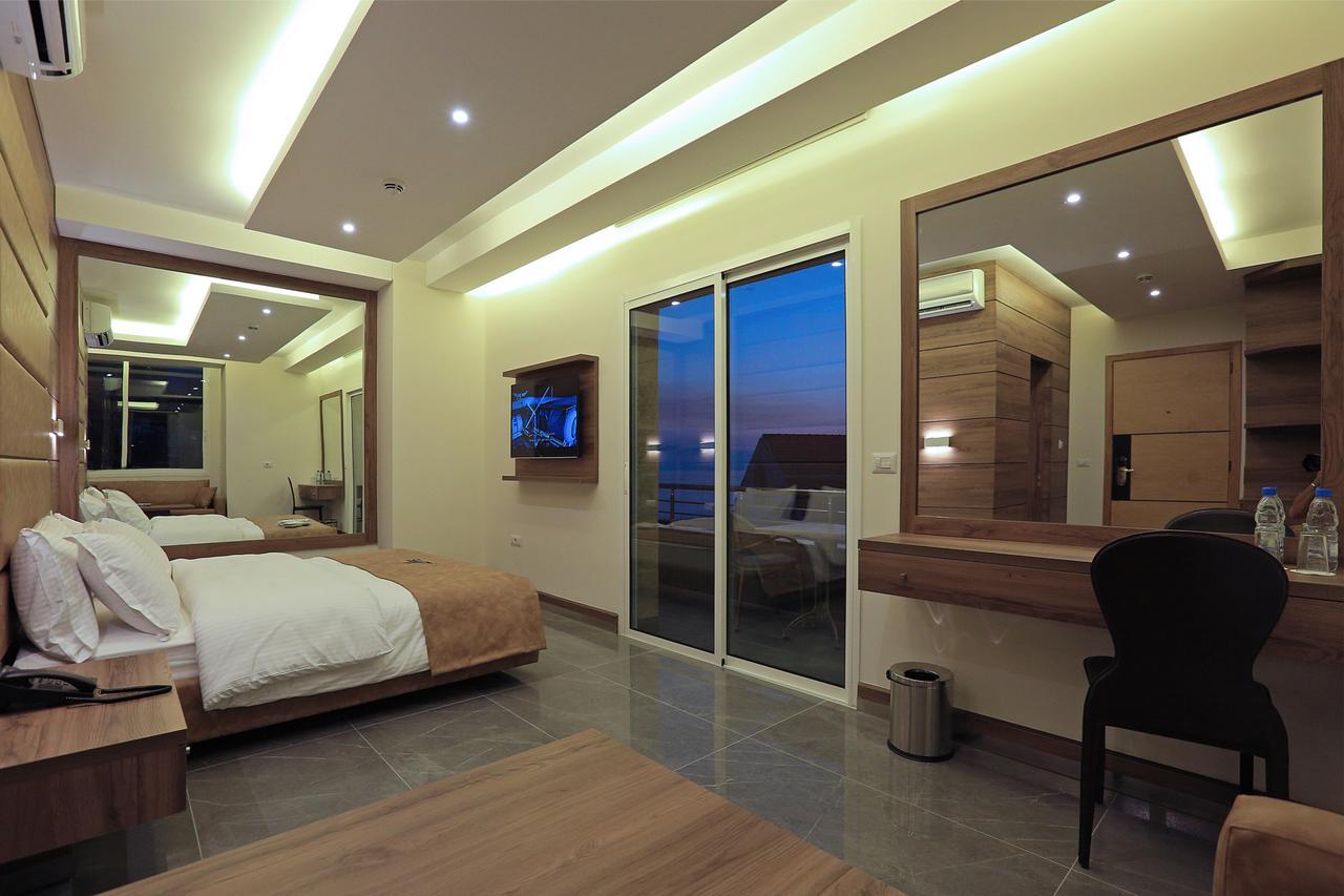 Ibiza Hotel Jounieh Extérieur photo